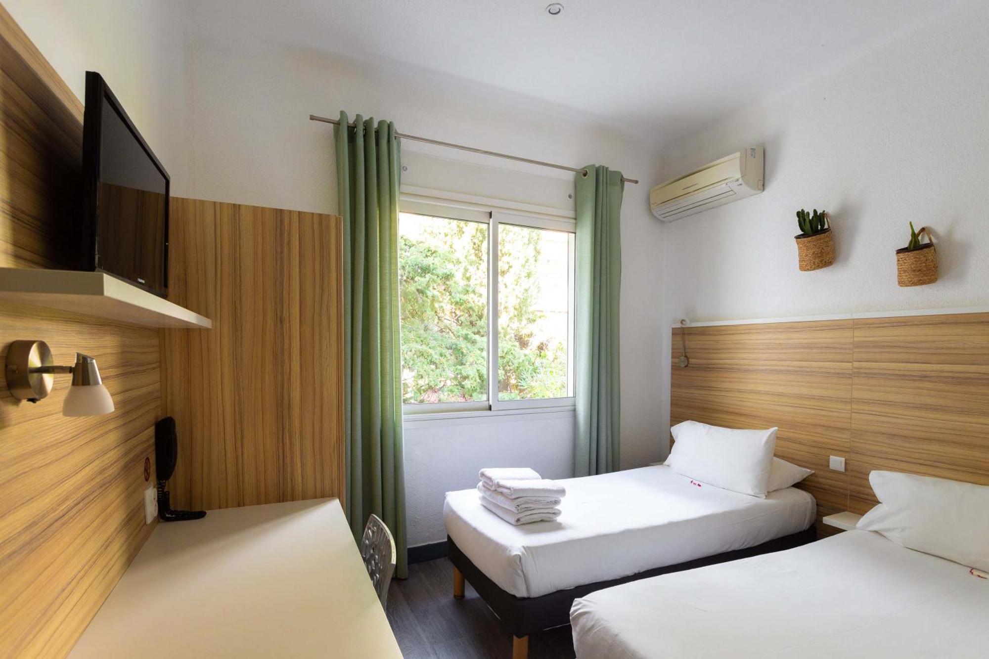 L'Oasis Hotel Fréjus Szoba fotó