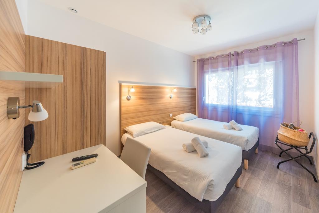 L'Oasis Hotel Fréjus Kültér fotó